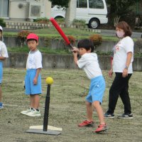 大谷選手のグローブを手に・・